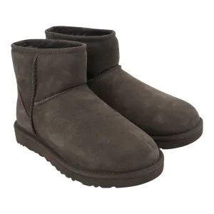 UGG Women's Classic Mini Boots